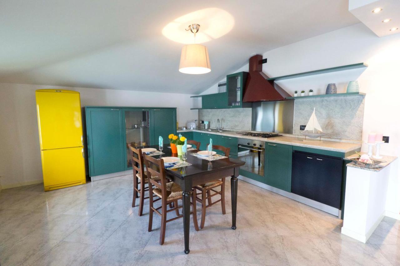 L'Ora Apartment Мароне Екстериор снимка