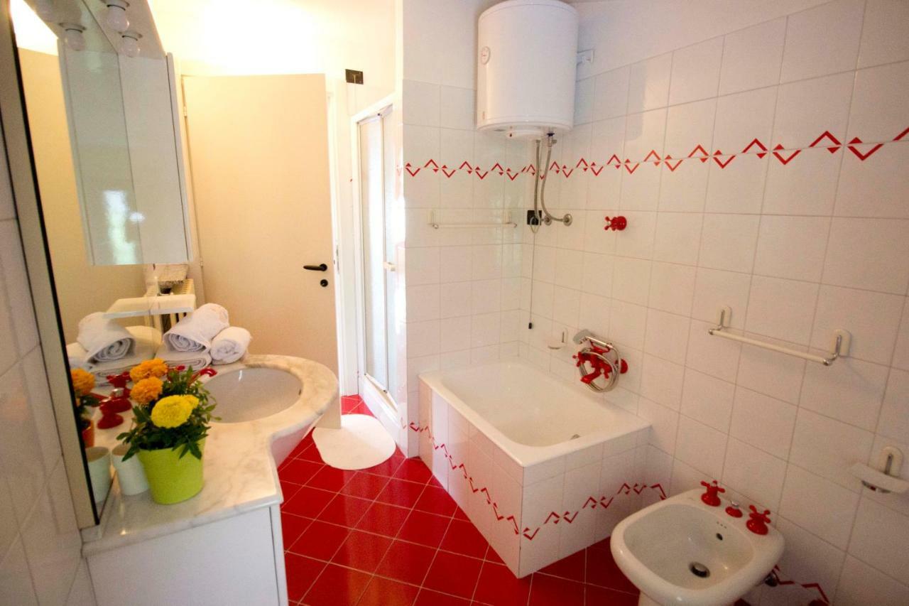 L'Ora Apartment Мароне Екстериор снимка